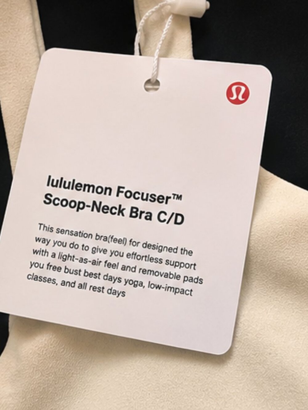 NWT lululemon Focuser™ Scoop-Neck Bra C/D | XL | Light Ivory | Low Impact - Picture 2 of 5